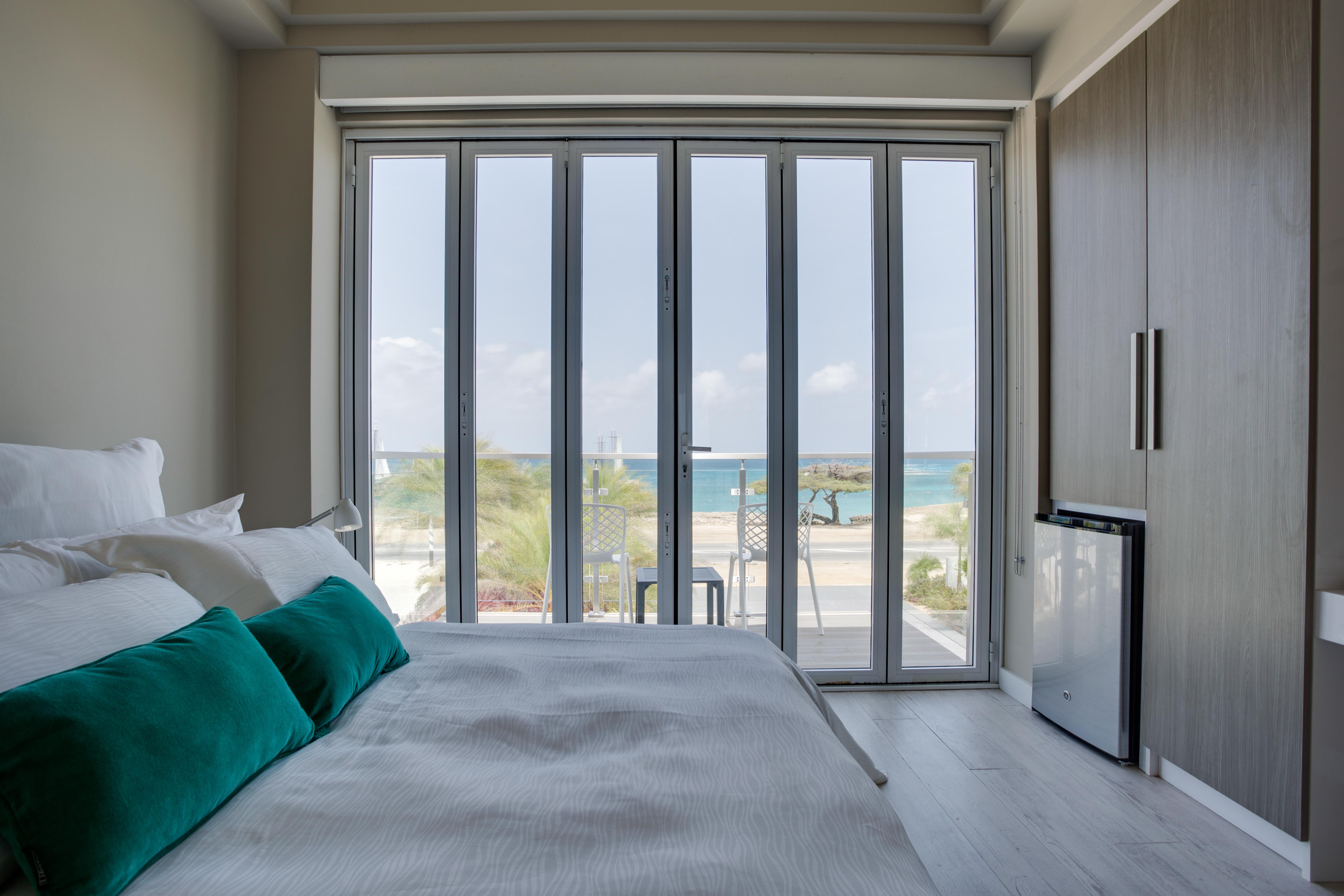 Ocean Z Boutique Hotel Palm Beach ภายนอก รูปภาพ