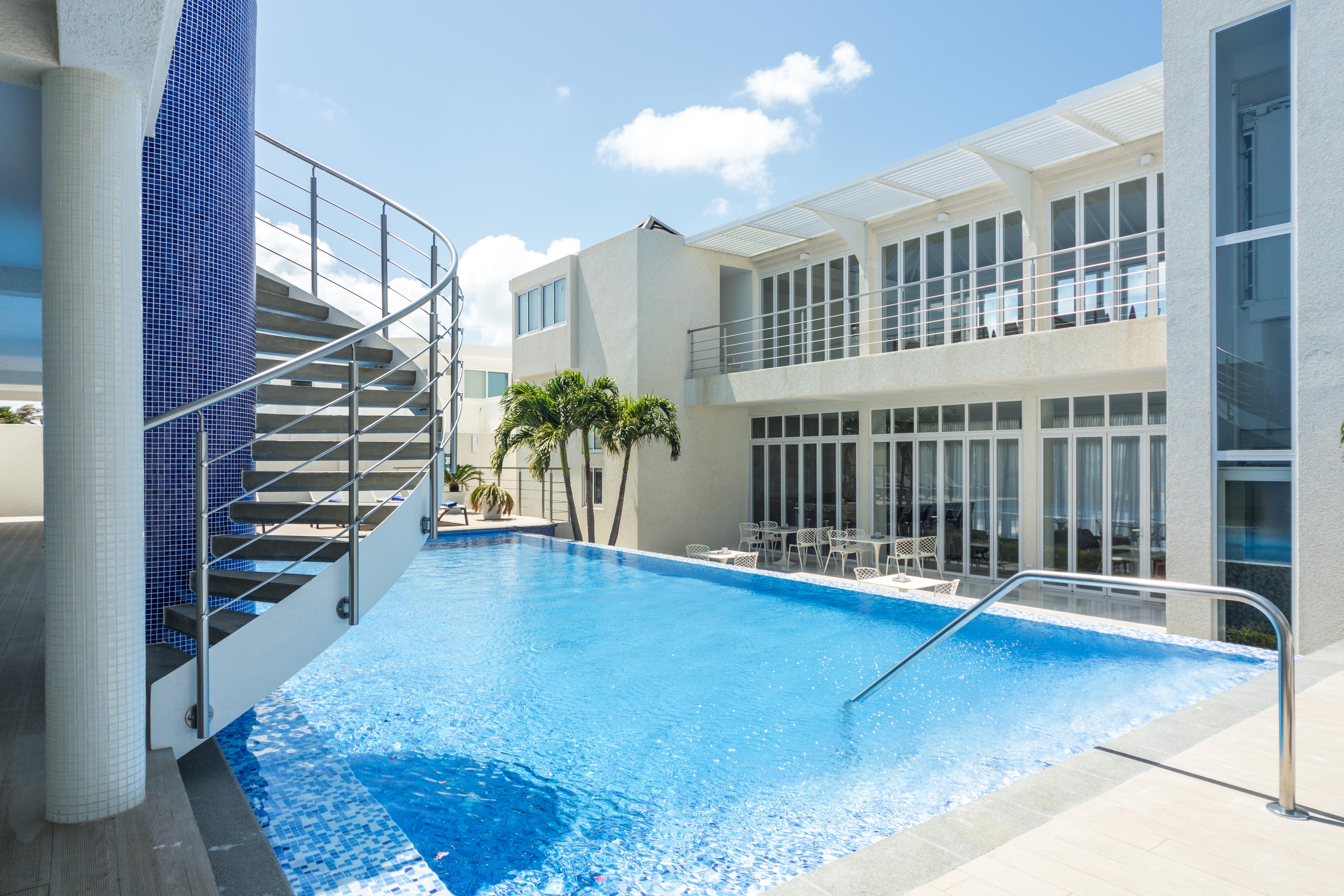 Ocean Z Boutique Hotel Palm Beach ภายนอก รูปภาพ