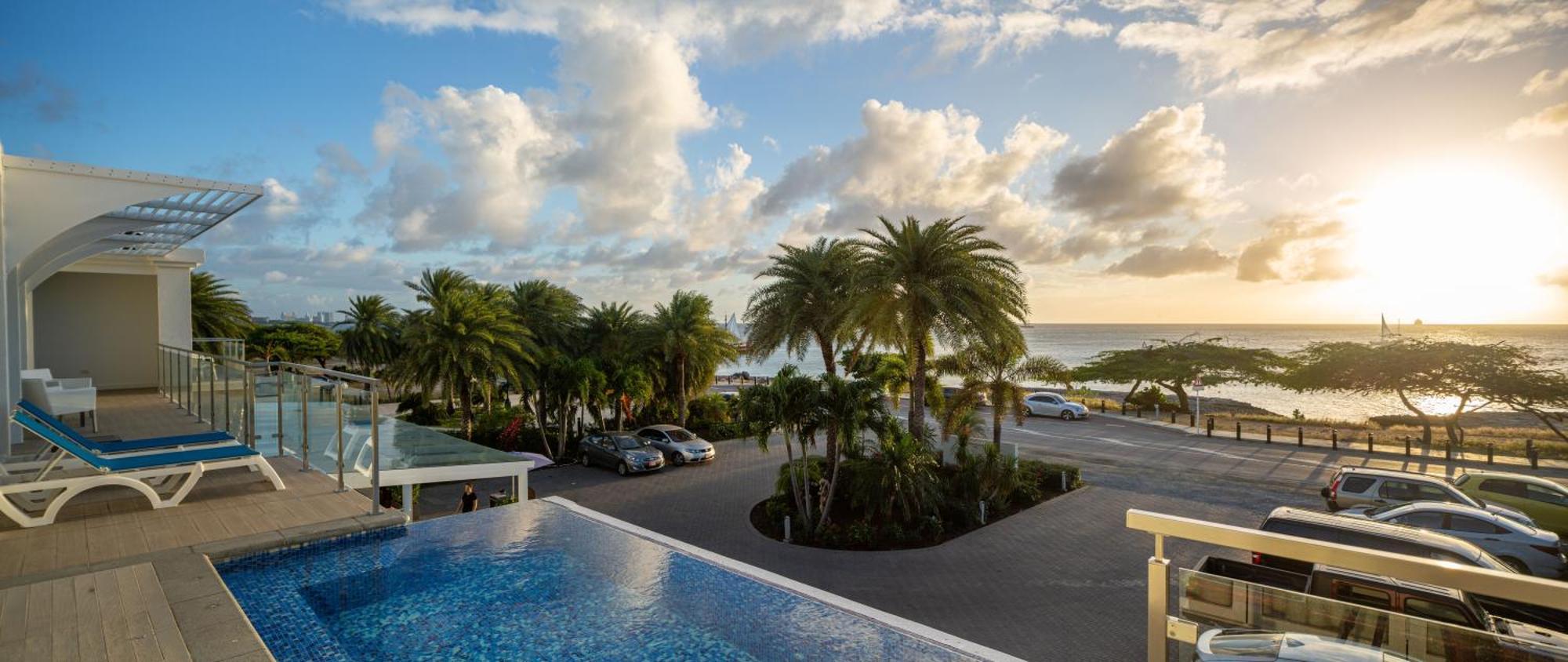 Ocean Z Boutique Hotel Palm Beach ภายนอก รูปภาพ