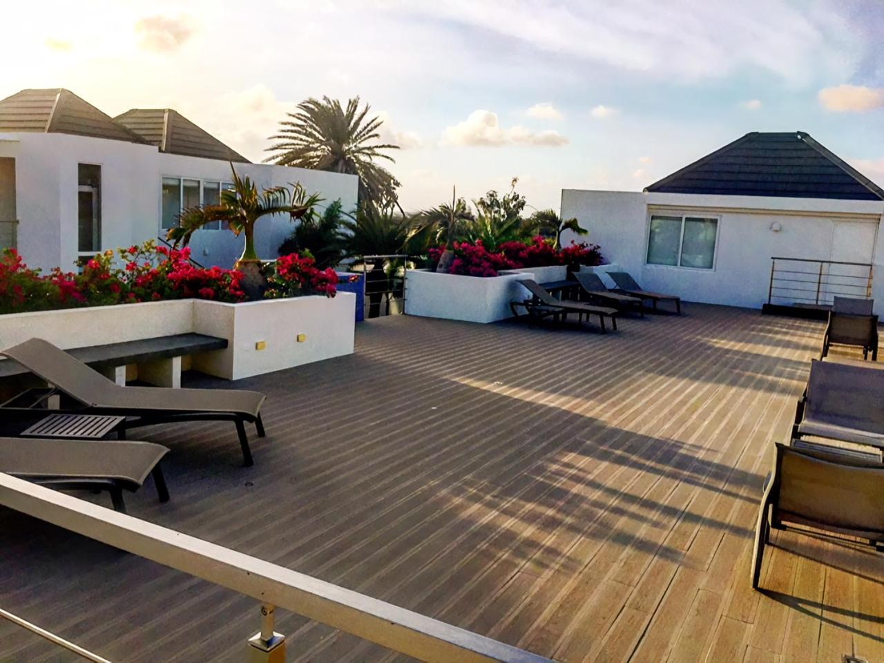 Ocean Z Boutique Hotel Palm Beach ภายนอก รูปภาพ