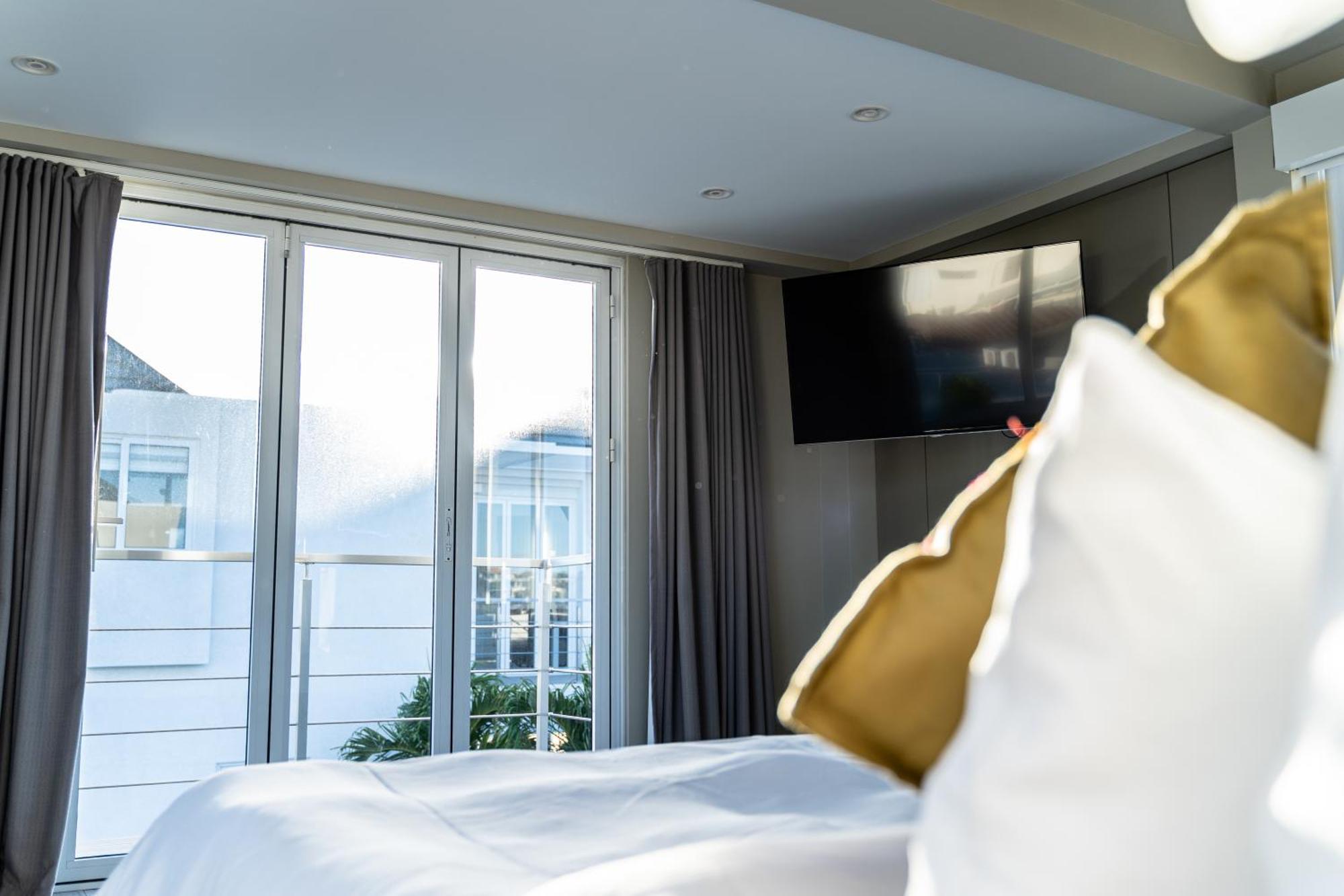 Ocean Z Boutique Hotel Palm Beach ภายนอก รูปภาพ