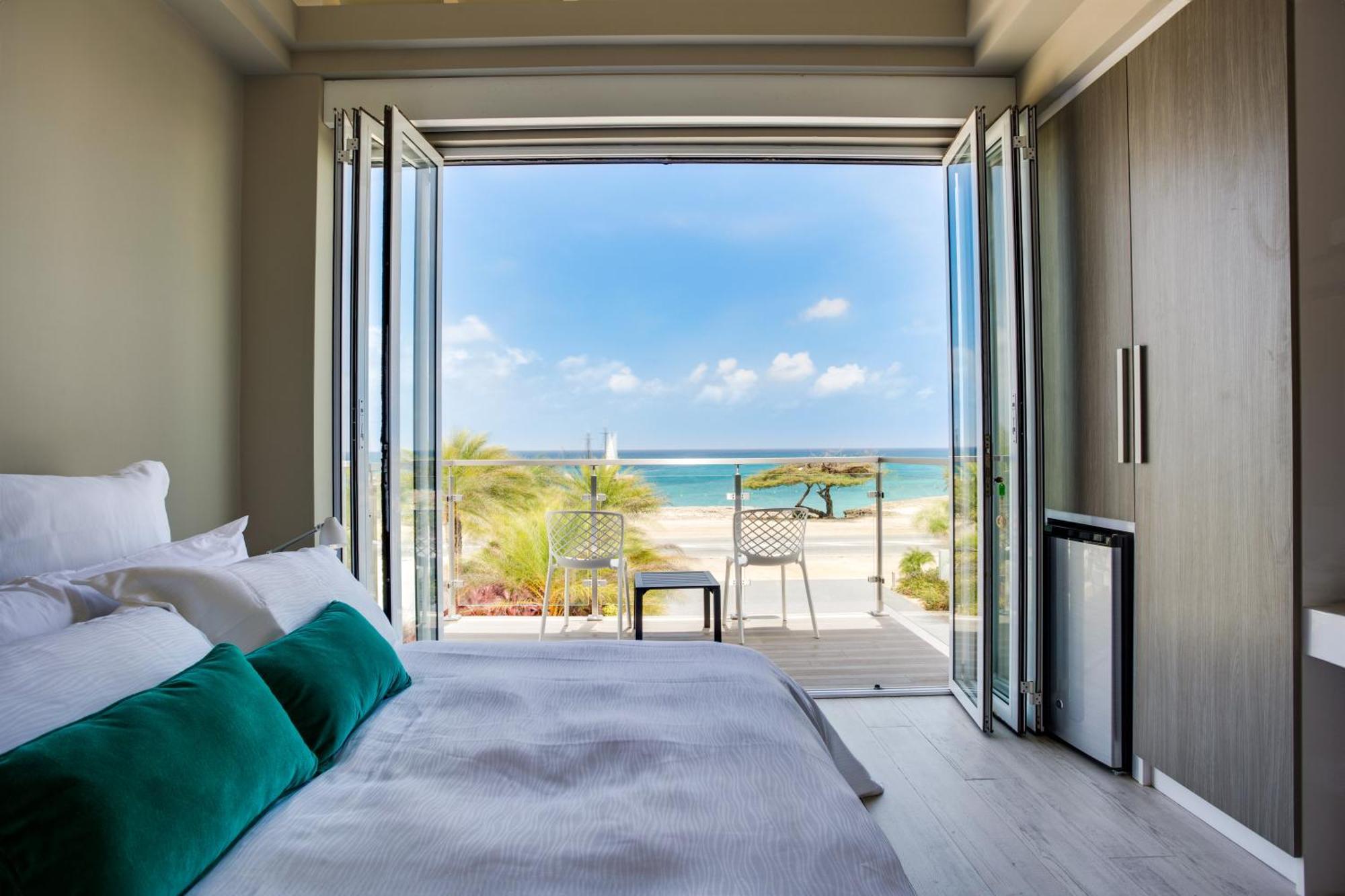 Ocean Z Boutique Hotel Palm Beach ภายนอก รูปภาพ