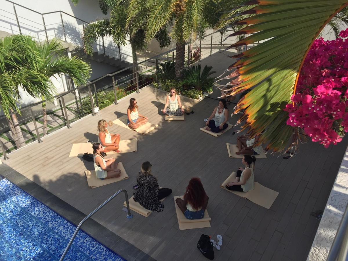 Ocean Z Boutique Hotel Palm Beach ภายนอก รูปภาพ